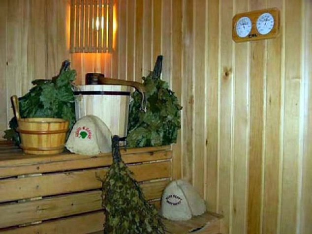 洗浴：木制俄式桑拿、土耳其蒸汽浴和芬兰桑拿